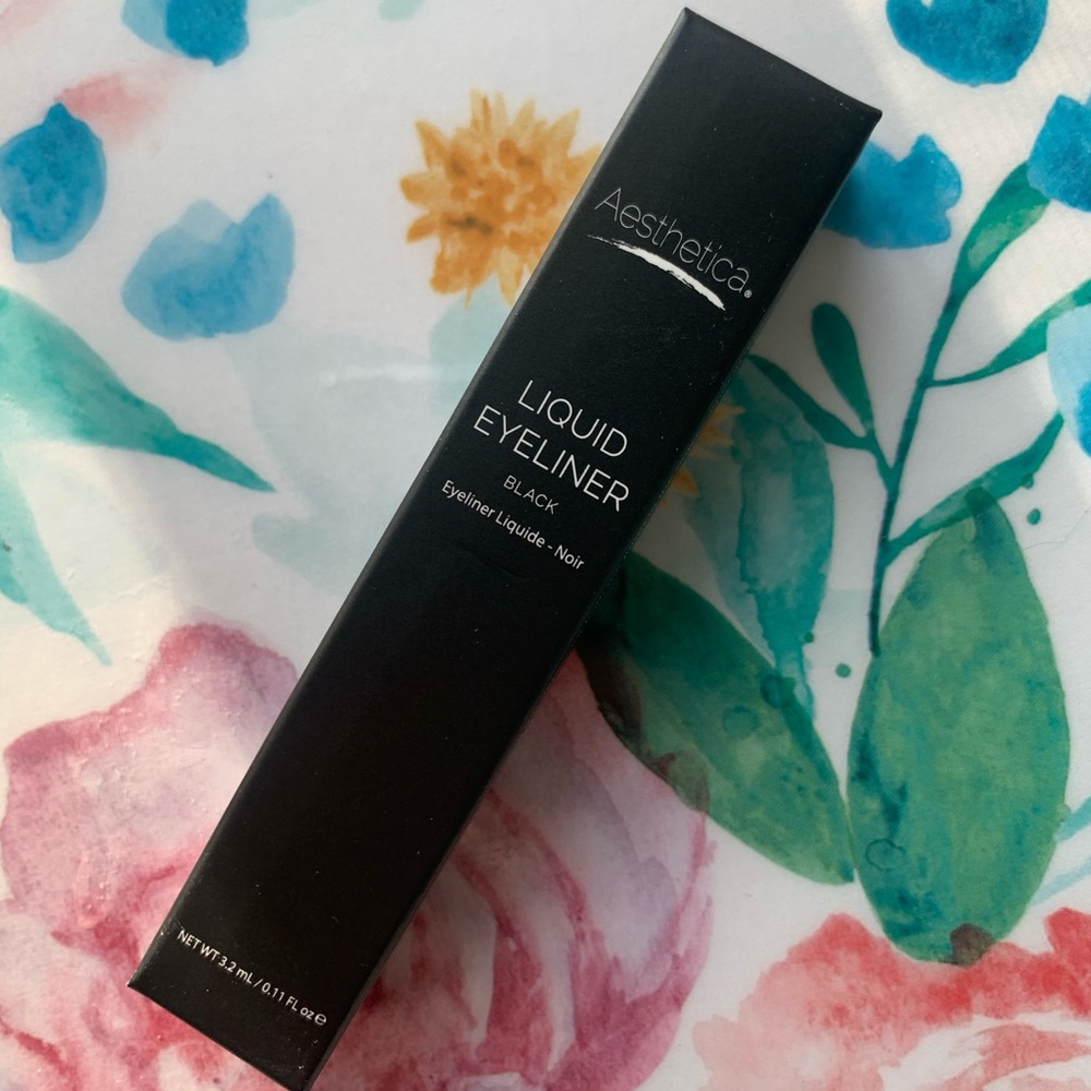 Aesthetica Liquid Liner black 🖤 NIB